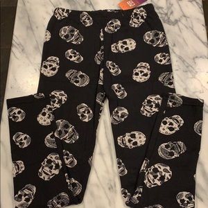 NWT Lida Collection Skull Print Lined Leggings S/M